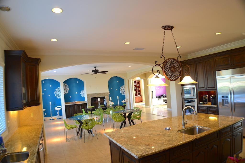 Que Syrah Resort Temecula Rum bild